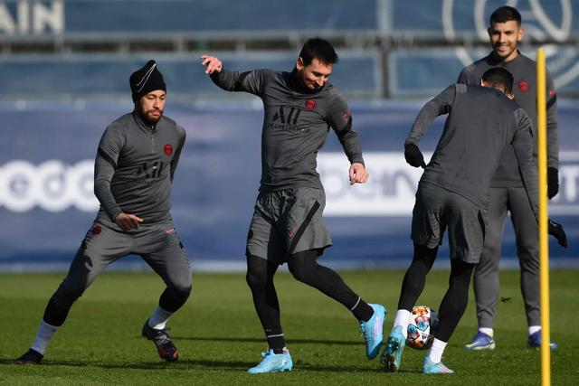 网易&大郅的故事:退役后泪崩